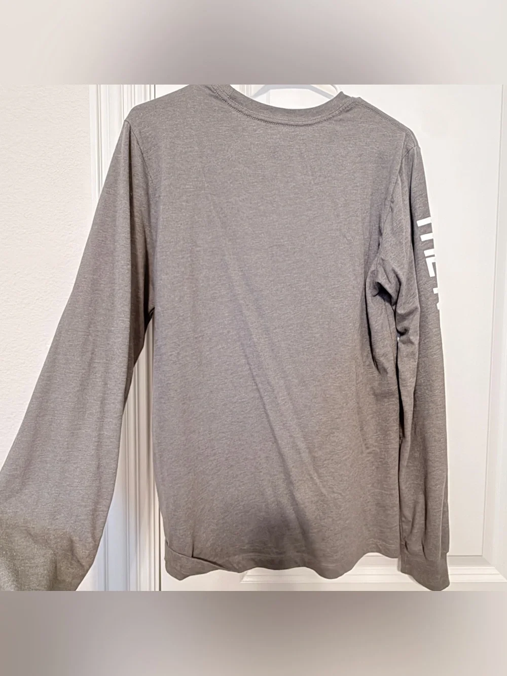The North Face Gray Logo Sleeve Tee Men’s Small